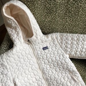 Size large (12) Girls Patagonia coat